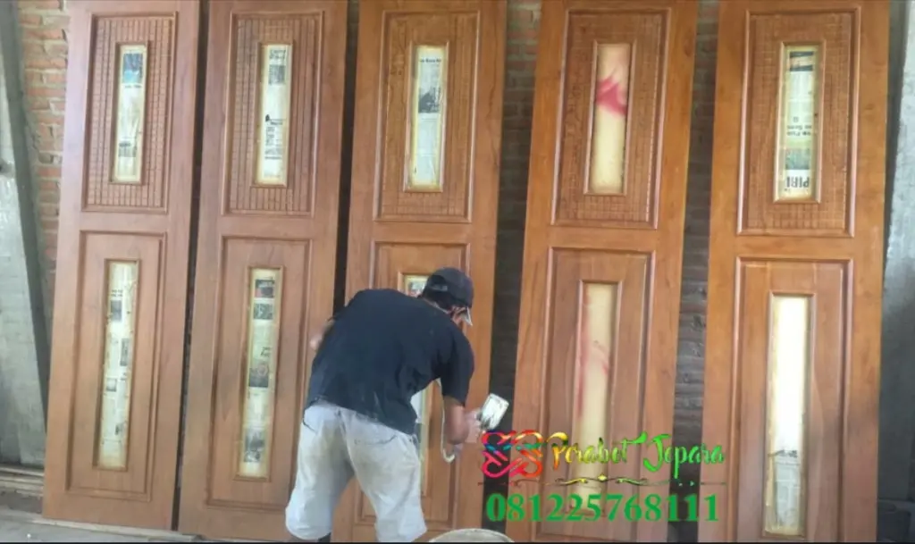 Daun Pintu Garasi Kayu Jati Panil Kaca