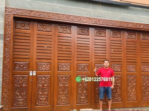 Pintu Garasi Ukir Jati Jepara Mewah Model Terbaru